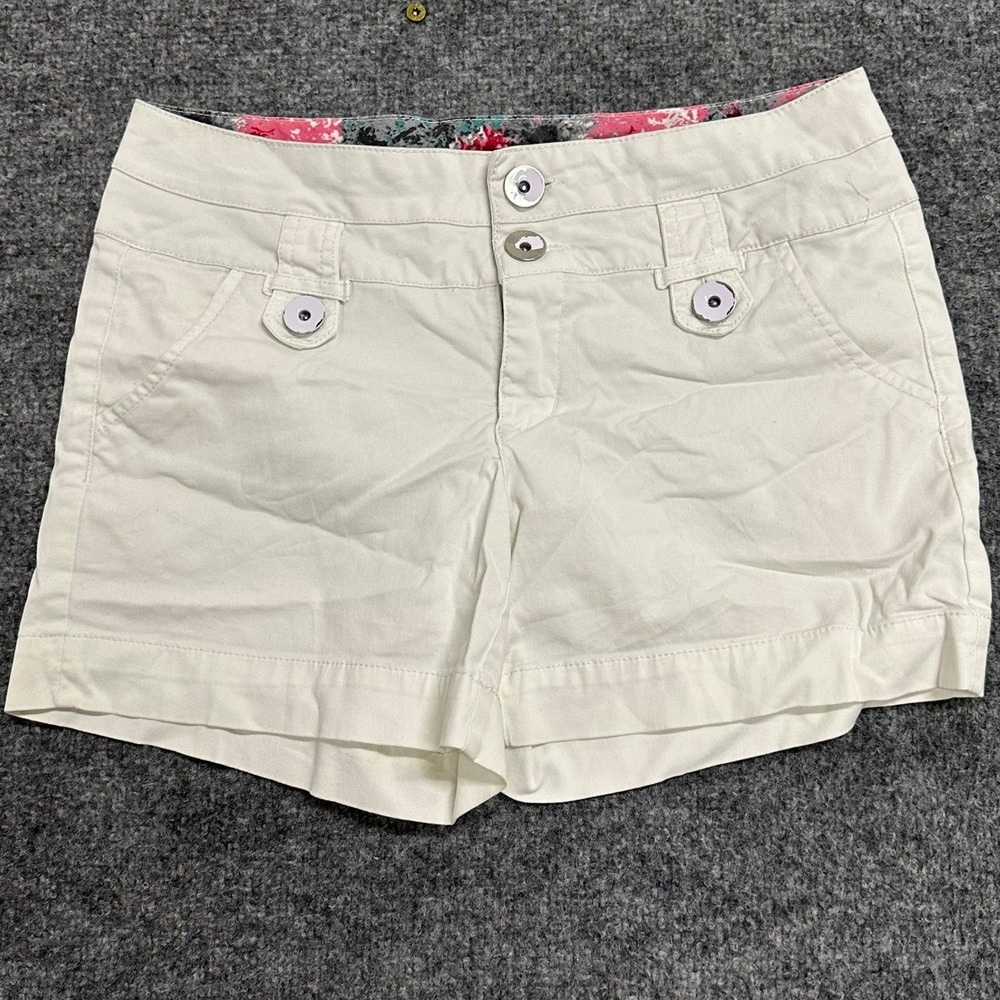One Song Shorts Womens Size 6 Ivory Chino Low Rise Casual Solid Cotton Stretch